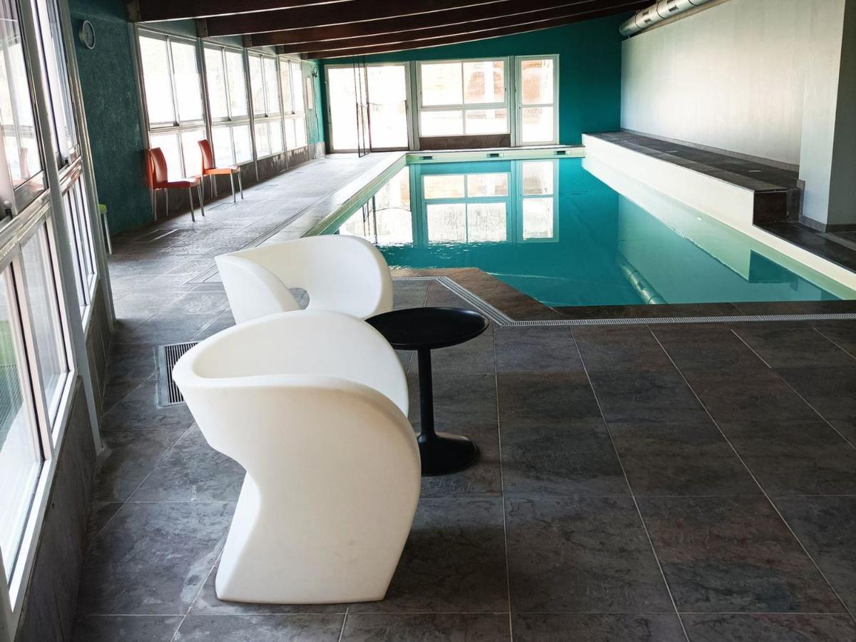 Studio 4 Personnes Avec Piscine Et Sauna - Residence Chateau Des Magnans - Jausiers - Fr-1-165B-45 Exterior photo